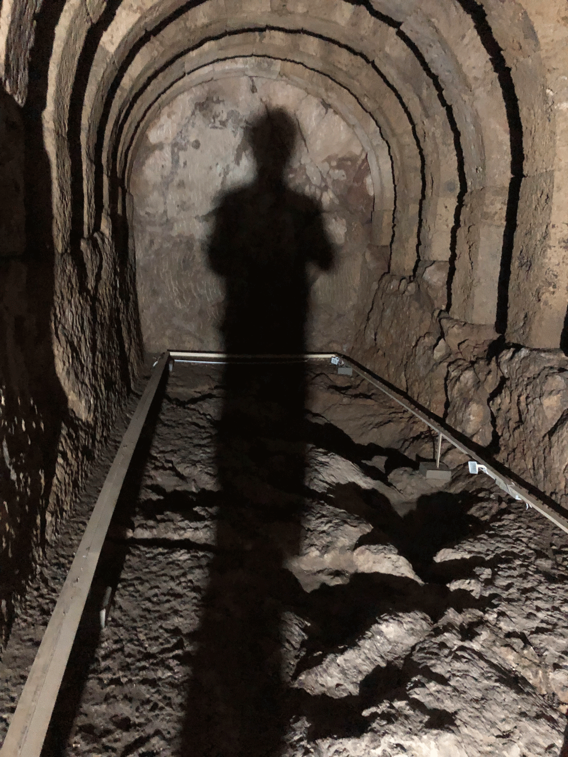 Mensch im Tunnel
